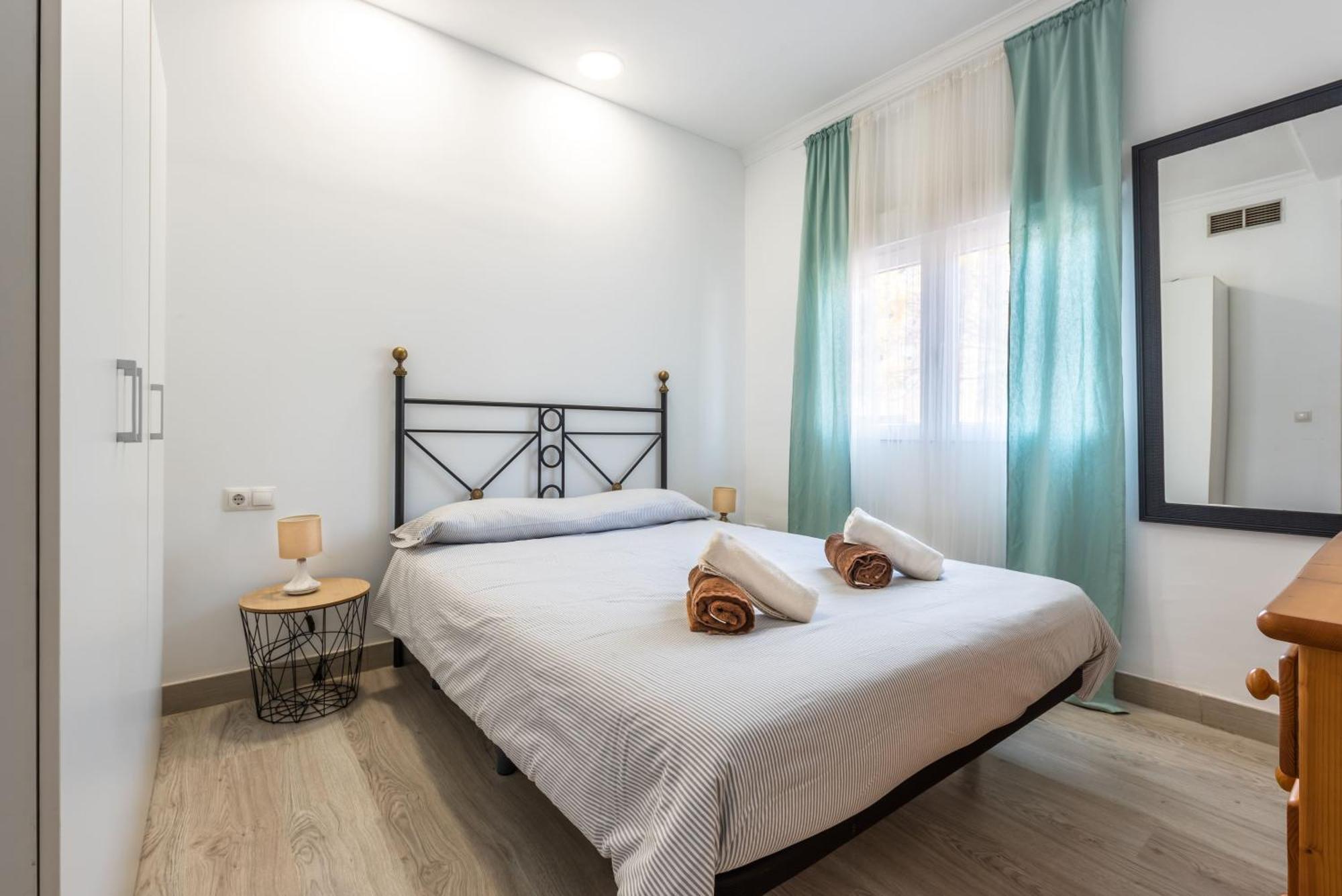 Apartamentos Estepona Centro L-Ll Экстерьер фото